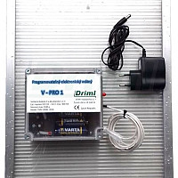 Dvířka kurníku pro slepice s elektronickým vrátným