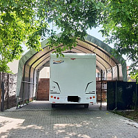 Mobilní přístřešek 6x6 m na stojnách